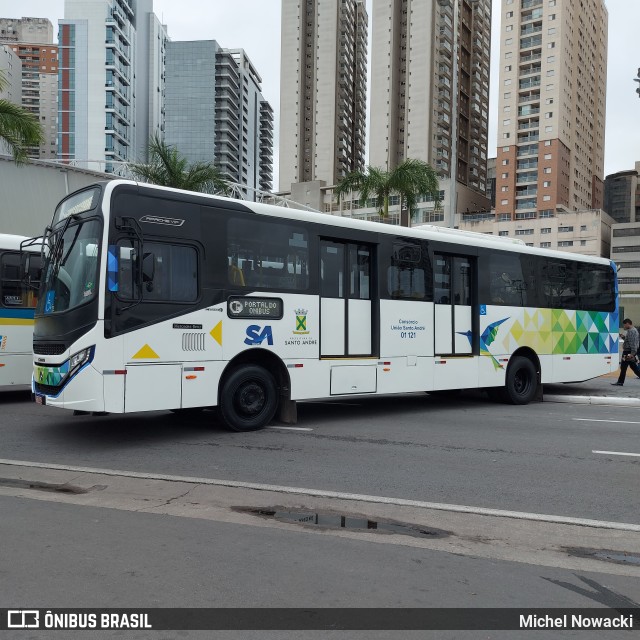 Viação Guaianazes 01 121 na cidade de Barueri, São Paulo, Brasil, por Michel Nowacki. Número da foto: #11427980.