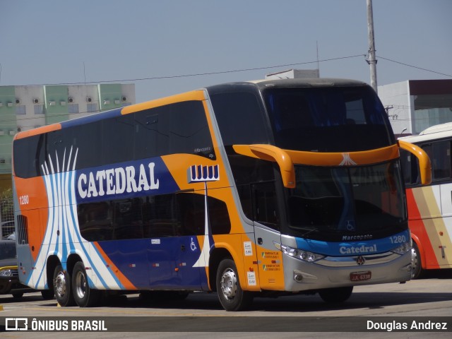 Catedral Turismo 1280 na cidade de Goiânia, Goiás, Brasil, por Douglas Andrez. Número da foto: #11430126.