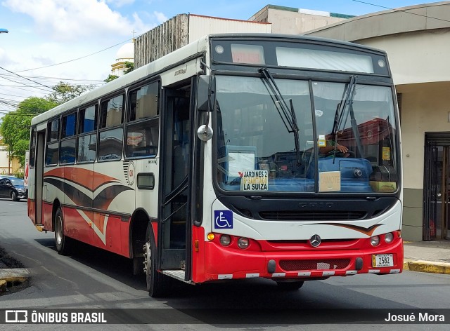 Arnoldo Ocampo 08 na cidade de Heredia, Heredia, Heredia, Costa Rica, por Josué Mora. Número da foto: #11430775.