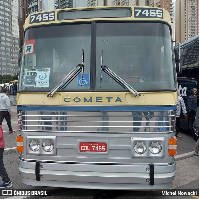 Viação Cometa 7455 na cidade de Barueri, São Paulo, Brasil, por Michel Nowacki. Número da foto: #11432044.
