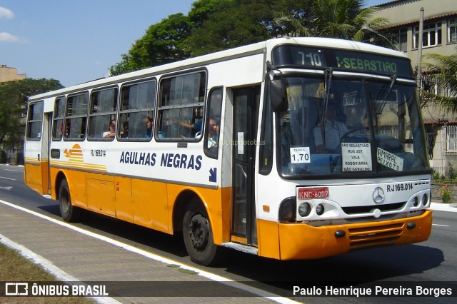 Viação Agulhas Negras RJ 169.014 na cidade de Volta Redonda, Rio de Janeiro, Brasil, por Paulo Henrique Pereira Borges. ID da foto: 11431982.