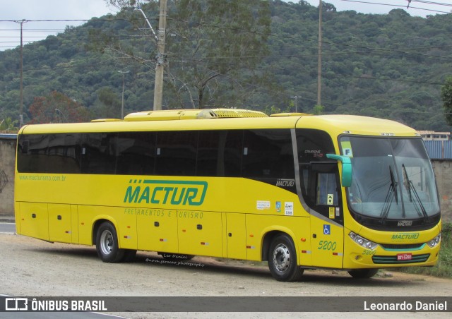 Mactur 5200 na cidade de Juiz de Fora, Minas Gerais, Brasil, por Leonardo Daniel. Número da foto: #11430585.