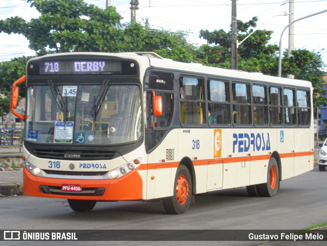 Empresa Pedrosa 318 na cidade de Recife, Pernambuco, Brasil, por Gustavo Felipe Melo. ID da foto: 11429772.