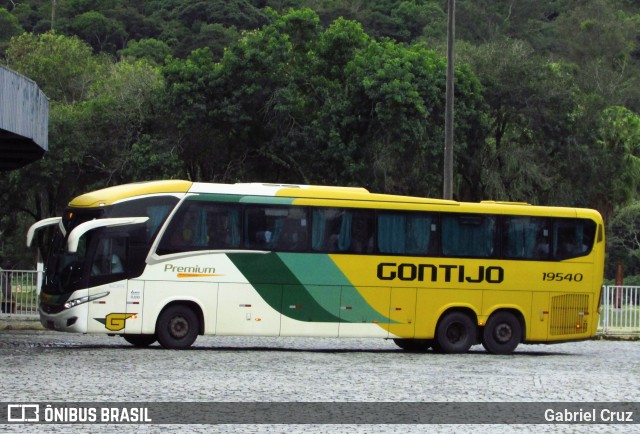 Empresa Gontijo de Transportes 19540 na cidade de Juiz de Fora, Minas Gerais, Brasil, por Gabriel Cruz. ID da foto: 11432029.