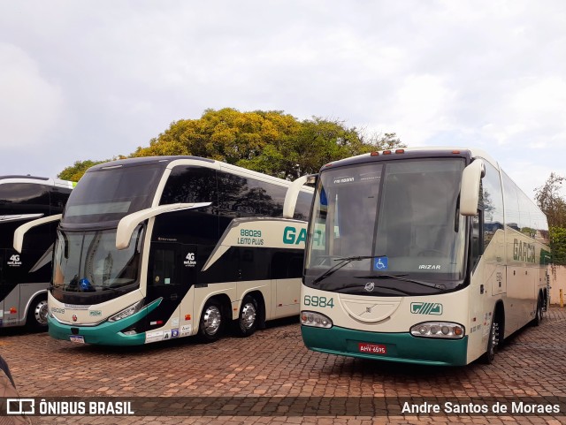 Viação Garcia 6984 na cidade de Londrina, Paraná, Brasil, por Andre Santos de Moraes. ID da foto: 11429062.