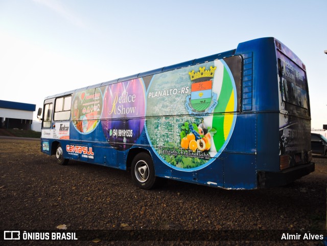 Ônibus Particulares 7140 na cidade de Trindade do Sul, Rio Grande do Sul, Brasil, por Almir Alves. Número da foto: #11431623.