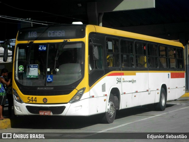Empresa Metropolitana 544 na cidade de Recife, Pernambuco, Brasil, por Edjunior Sebastião. Número da foto: #11434716.