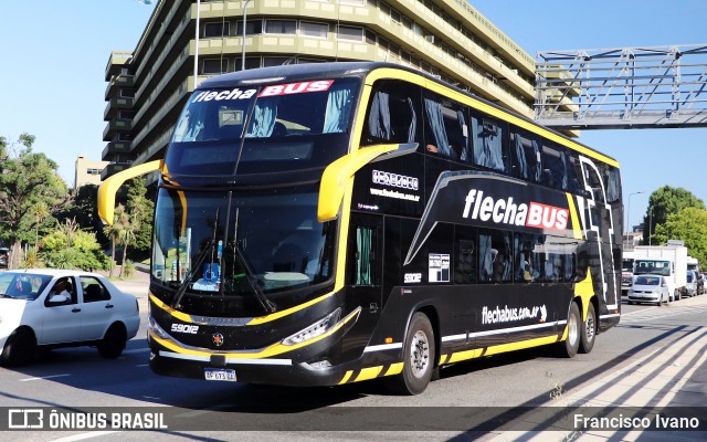 Flecha Bus 59012 na cidade de Ciudad Autónoma de Buenos Aires, Argentina, por Francisco Ivano. Número da foto: #11436967.